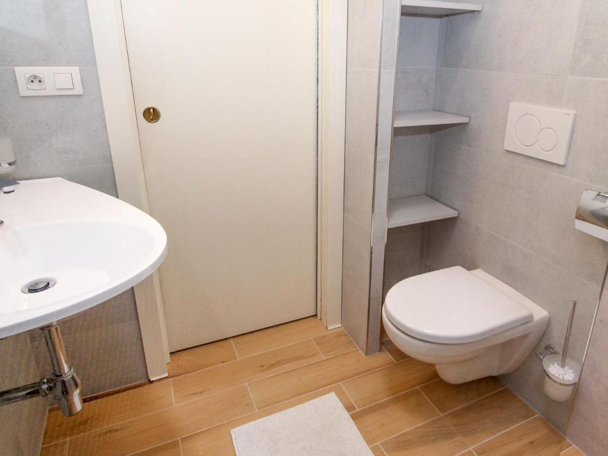 O21 By Interhome Praha