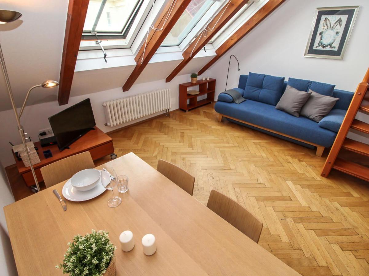 O21 By Interhome Apartmán *
